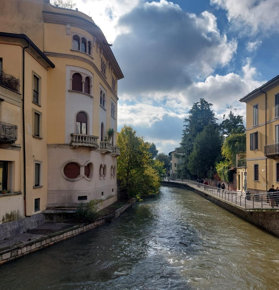 Fiume Lambro dal Ponte dei Leoni